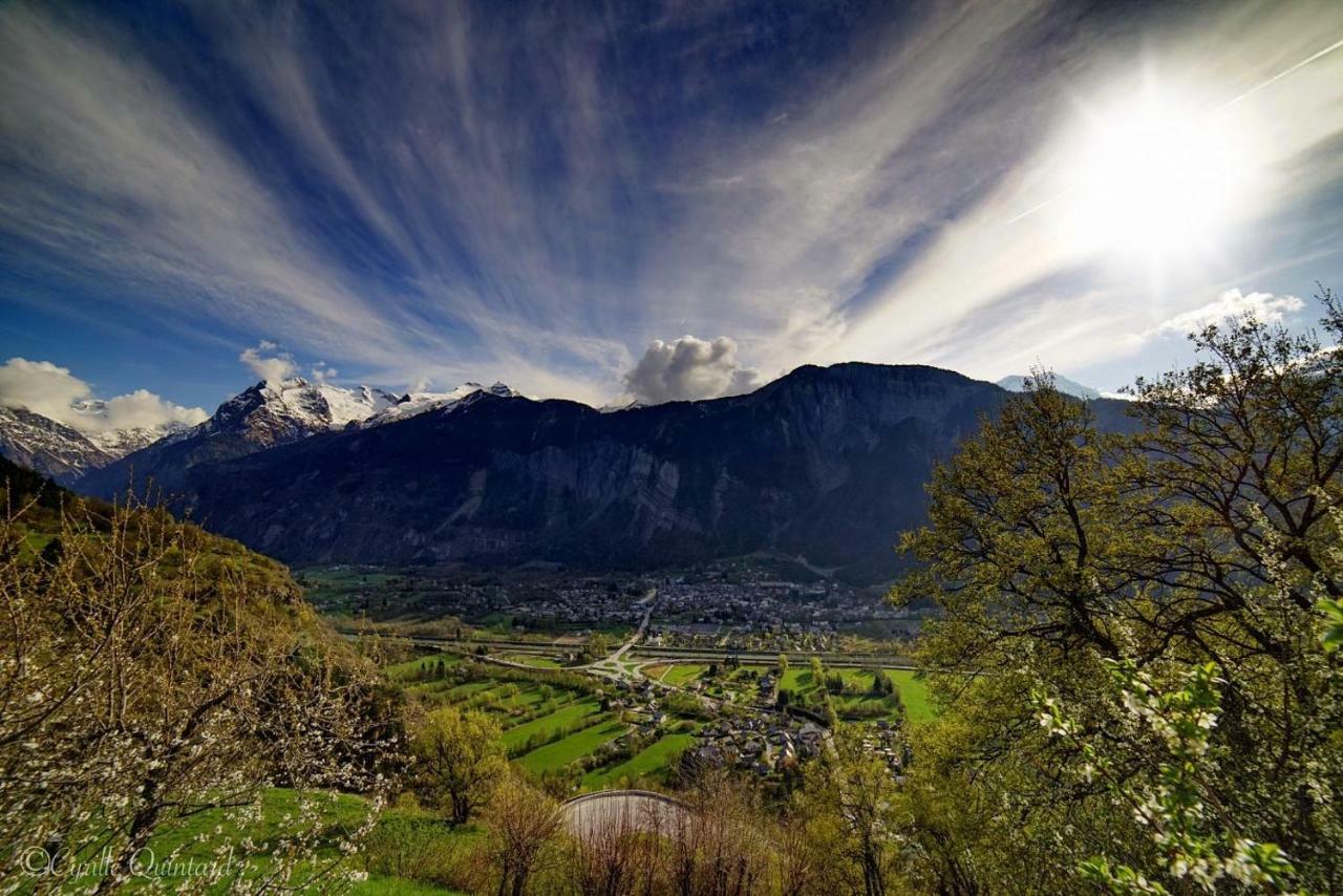 Appartamento Les Lys Orangés Le Bourg-dʼOisans Esterno foto